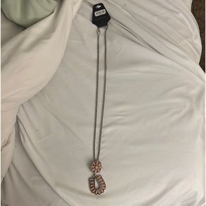 Western necklace, pink accents, long